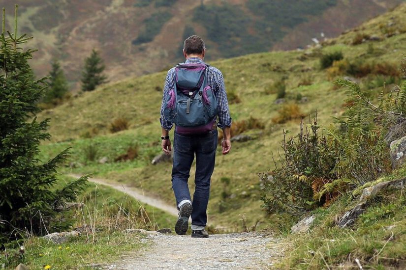 Łatwy trekking alpejski dla początkujących.